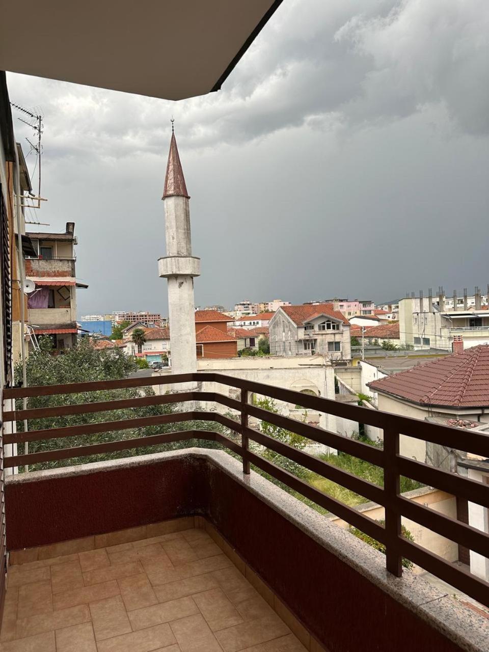Host Apartments Shkoder Exterior photo